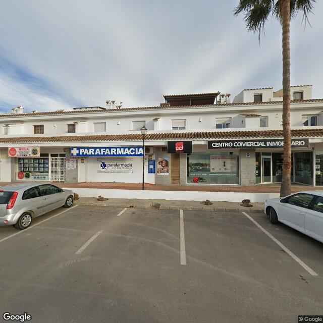 Street view near Parafarmacia Las Buganvillas in Vera Playa