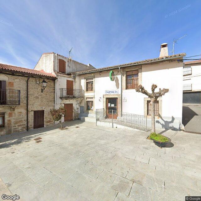 Street view near Particular in Hoyocasero