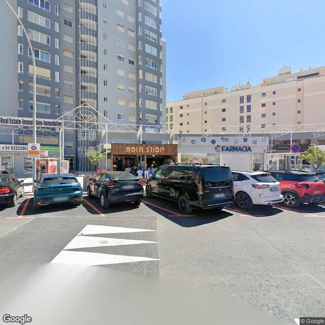 Street view near Playa Calpe in Alicante