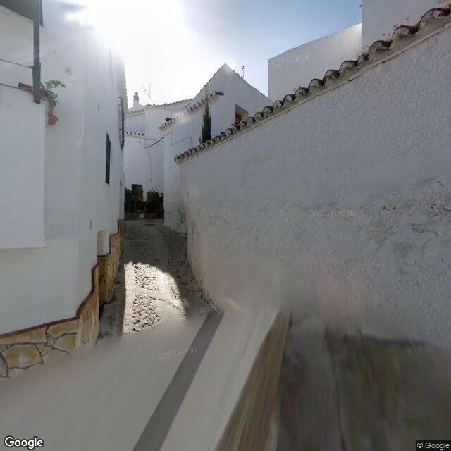 Street view near Raya Garcia, Susana in Comares