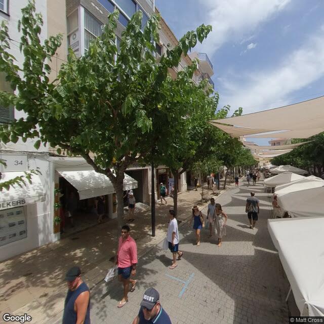 Street view near Seguí Chinchilla in Maó