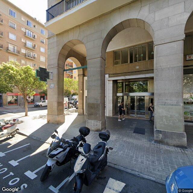 Street view near Torres Villanova, Paula in Zaragoza