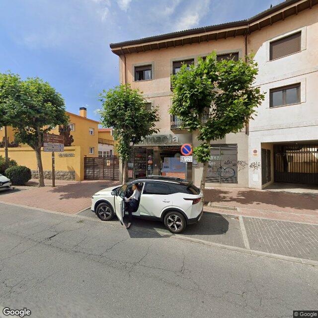 Street view near Vicente Perez Vergara in Guadarrama
